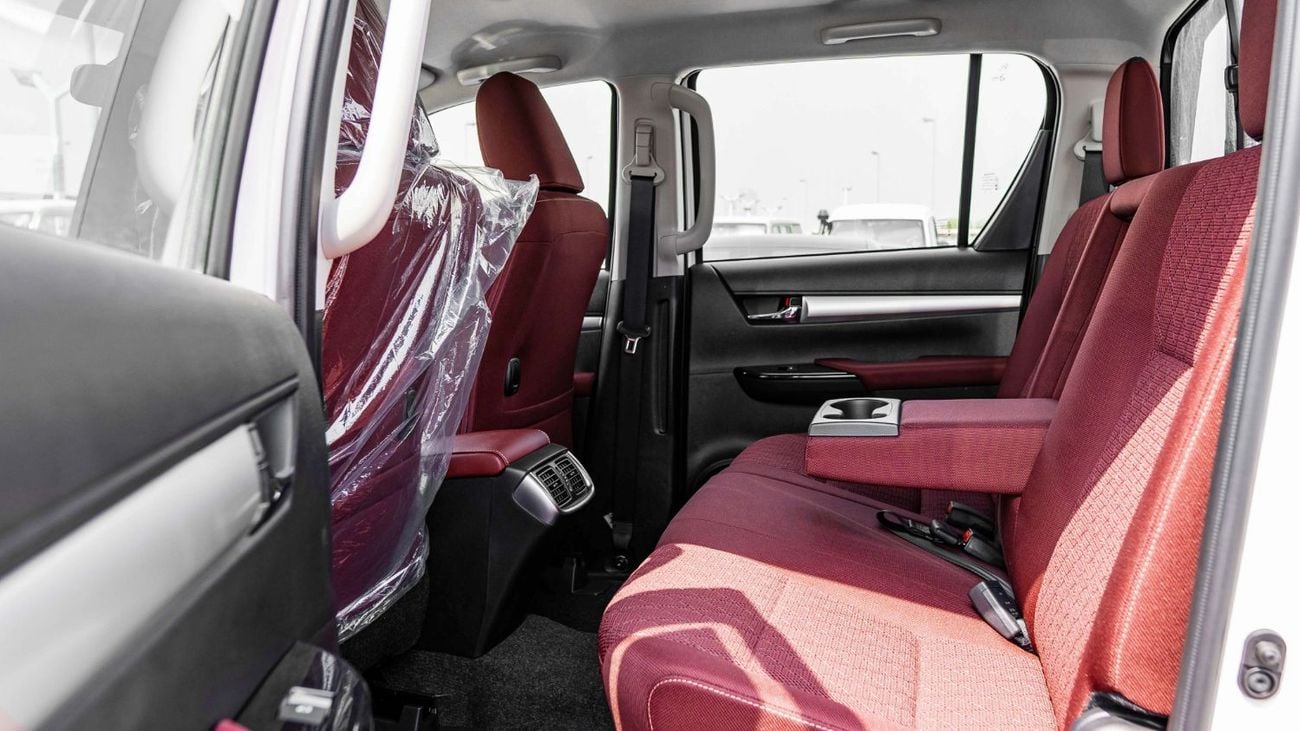 Toyota Hilux 2025 Toyota Hilux SGLX 2.4L AT Diesel (White)