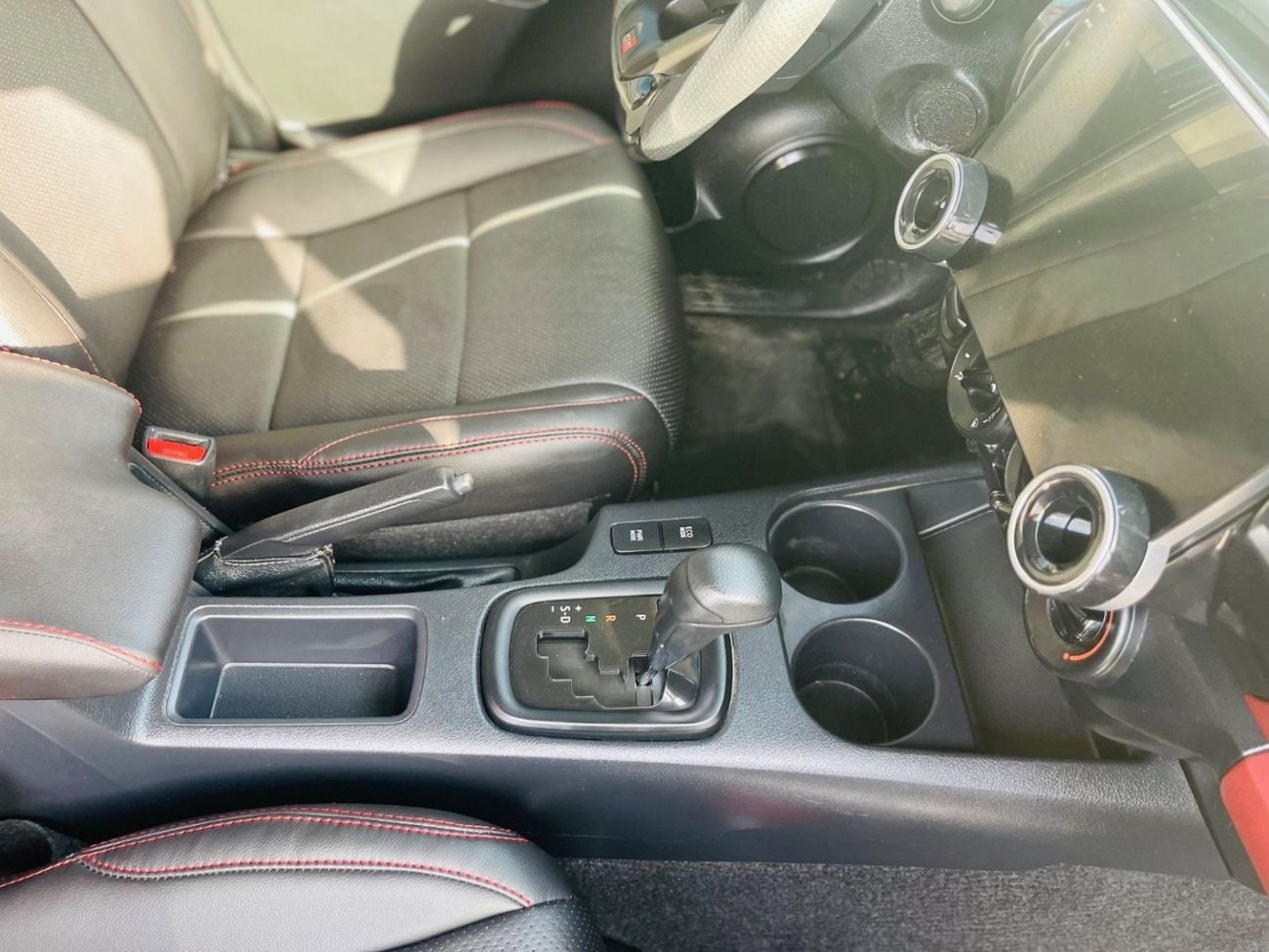 Toyota Hilux GL 2.7L Double Cab Utility AWD Hilux pickup 2021 V4 GL 2.7L Double Cab