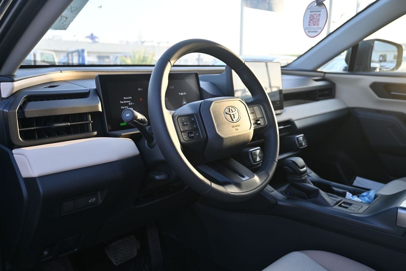 تويوتا راف ٤ Toyota RAV4 XLE 2.5L Hybrid AWD, Model 2026