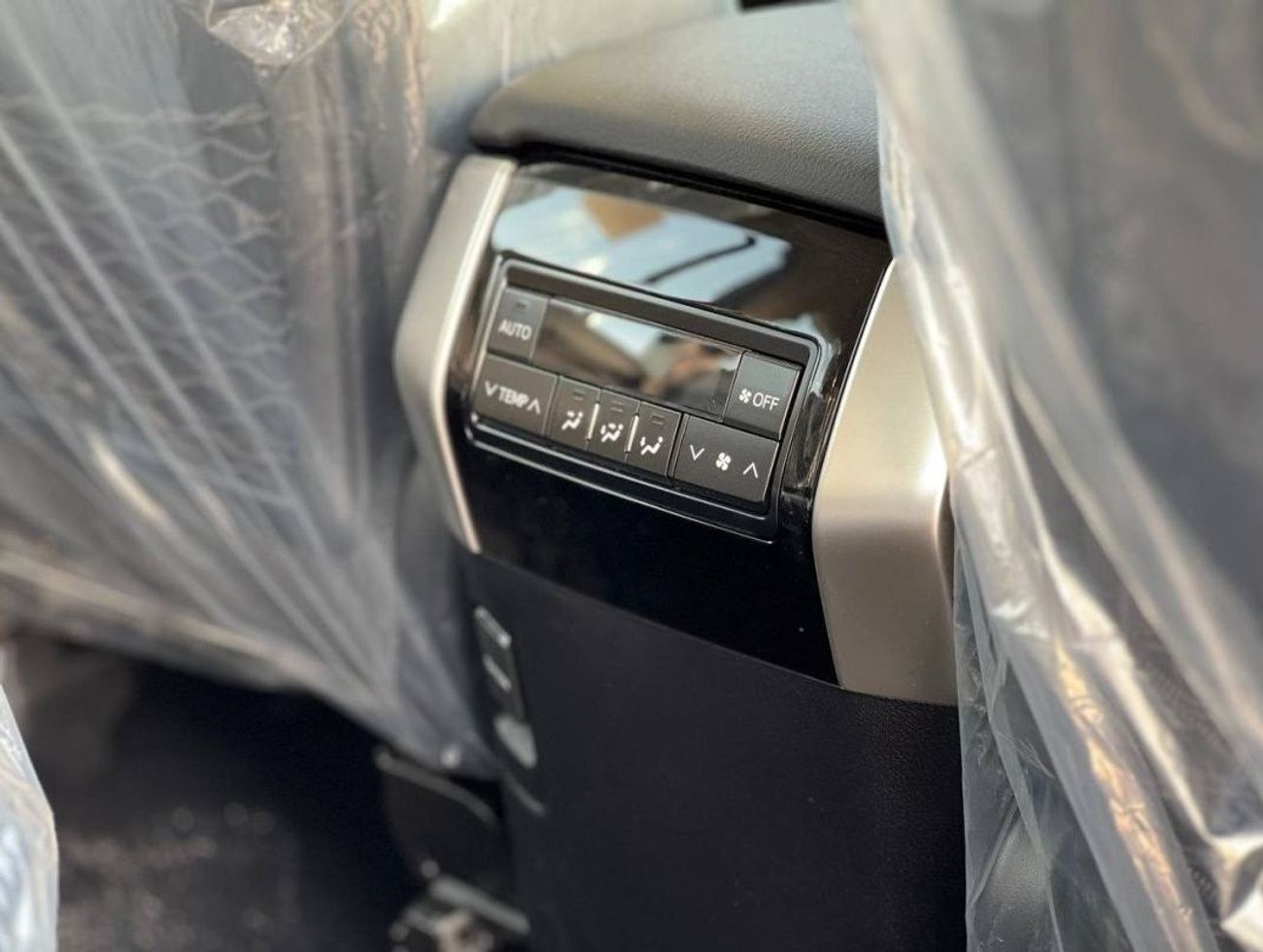 Toyota Prado VX 4.0L PTR A/T // 2023 // HIGH OPTION WITH POWER & LEATHER & COOLING SEATS , DVD & BACK CAMERA // S