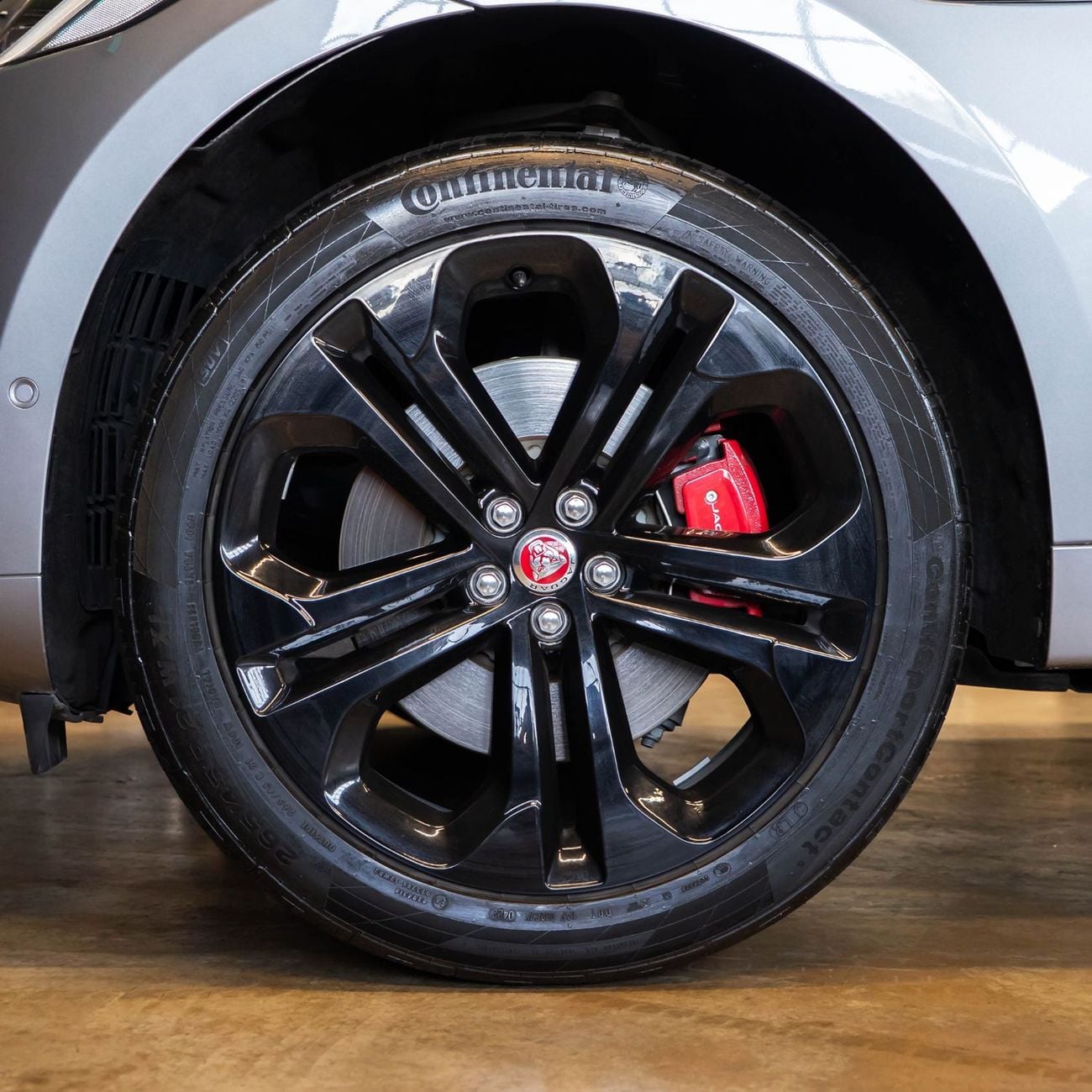 Jaguar F-PACE AED 2,682 pm • 0% Downpayment •  Jaguar F-Pace P400 Sport • 1 Year Warranty