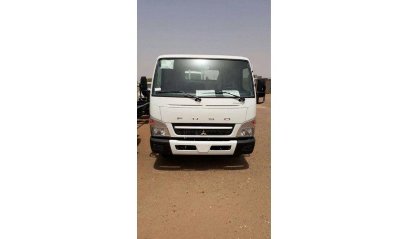 Mitsubishi Canter 4ton with cargo boody