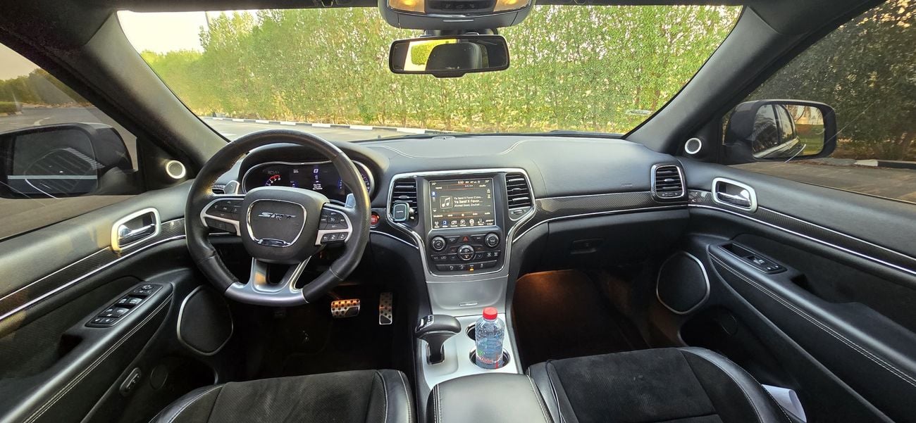 جيب جراند شيروكي SRT 6.4L
