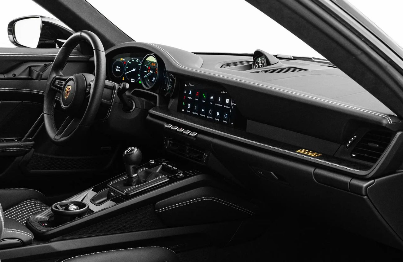 بورش 911 4.0L F-6 Naturally Aspirated Engine