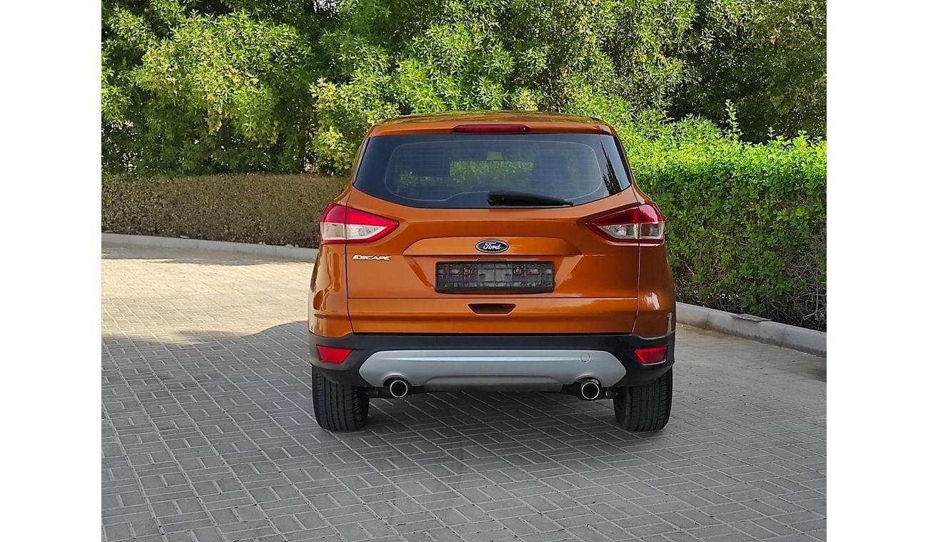 Ford Escape Ford Escape 2015 Gcc full automatic