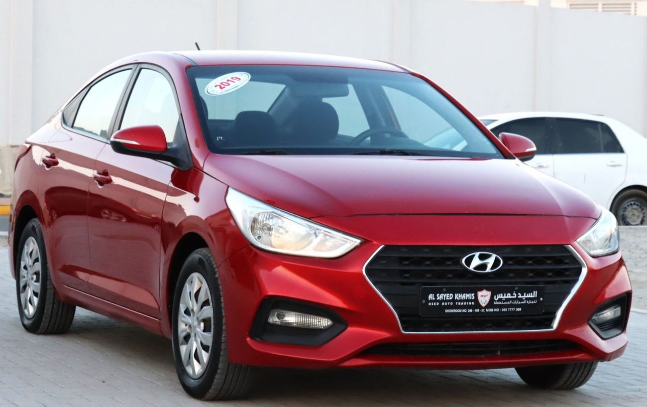Hyundai Accent Base Hyundai Accent 2019 GCC in excellent condition without accidents