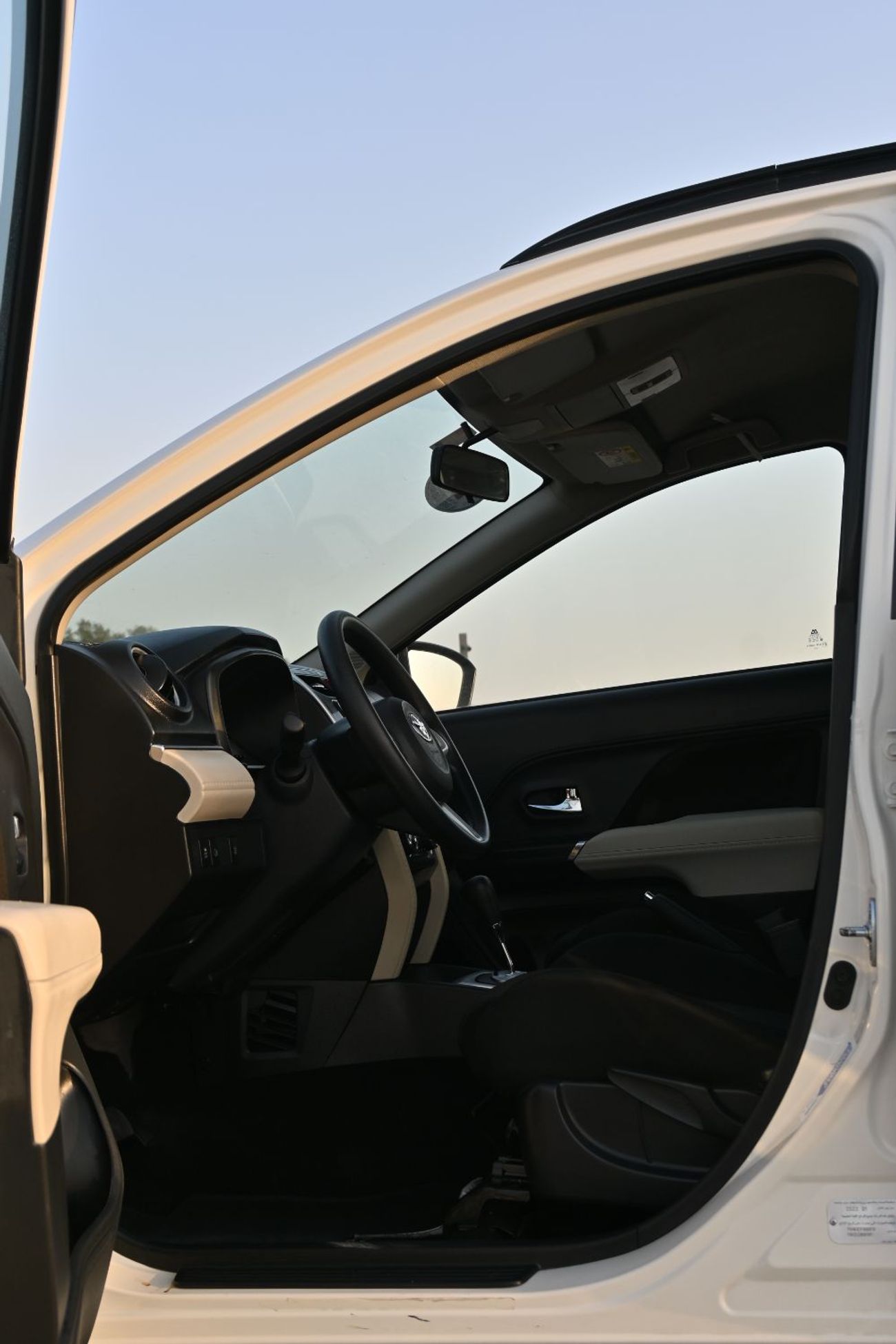 Toyota Rush EX 1.5L Toyota Rush - 2022 - GCC - Accident-Free - 1.5L  - 7 Seats - Excellent Condition