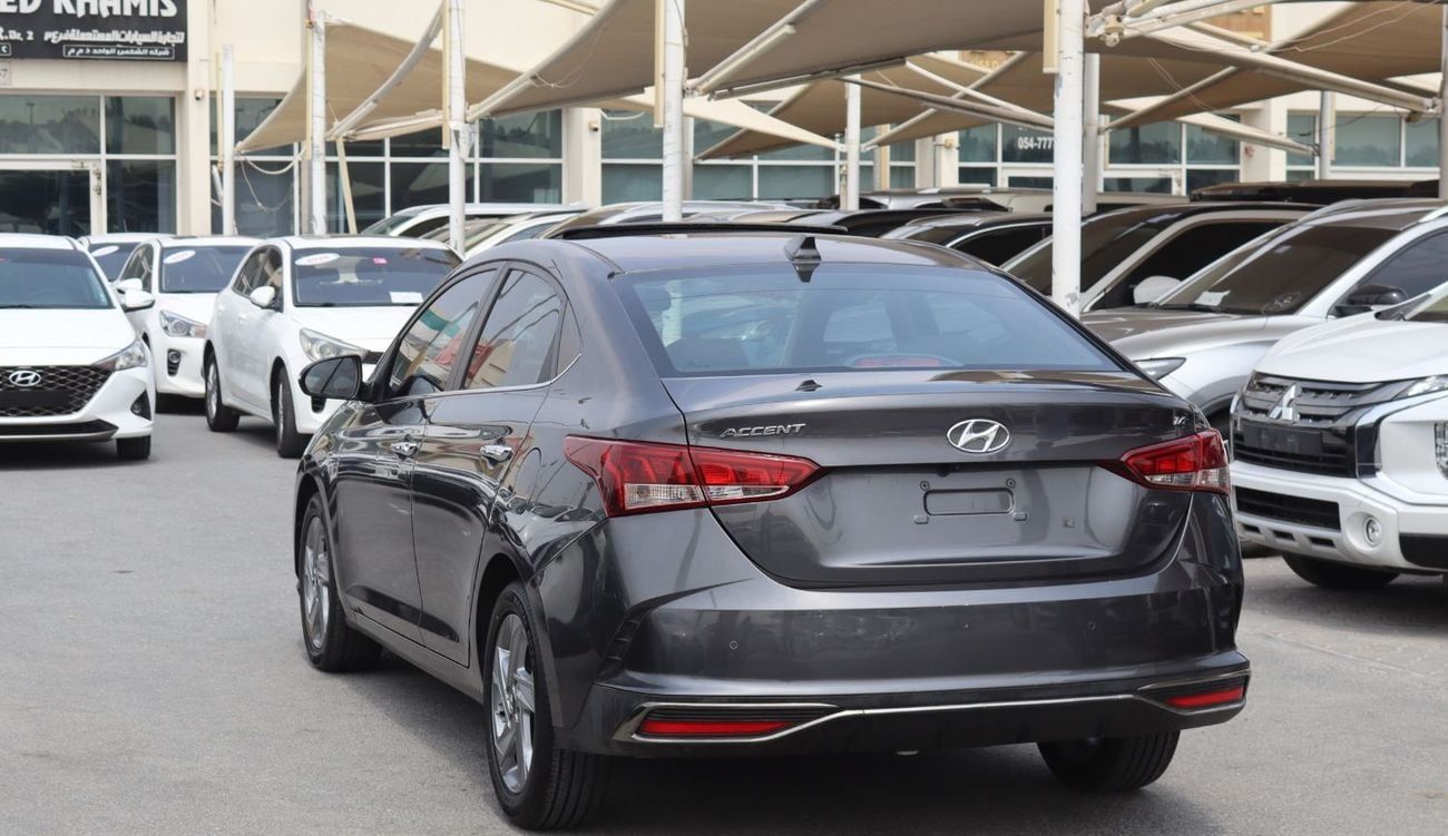 Hyundai Accent GLS 1.6L (138 HP) Sedan Hyundai Accent GCC 2022- in excellent condition with a1.6L engine, mileage 8