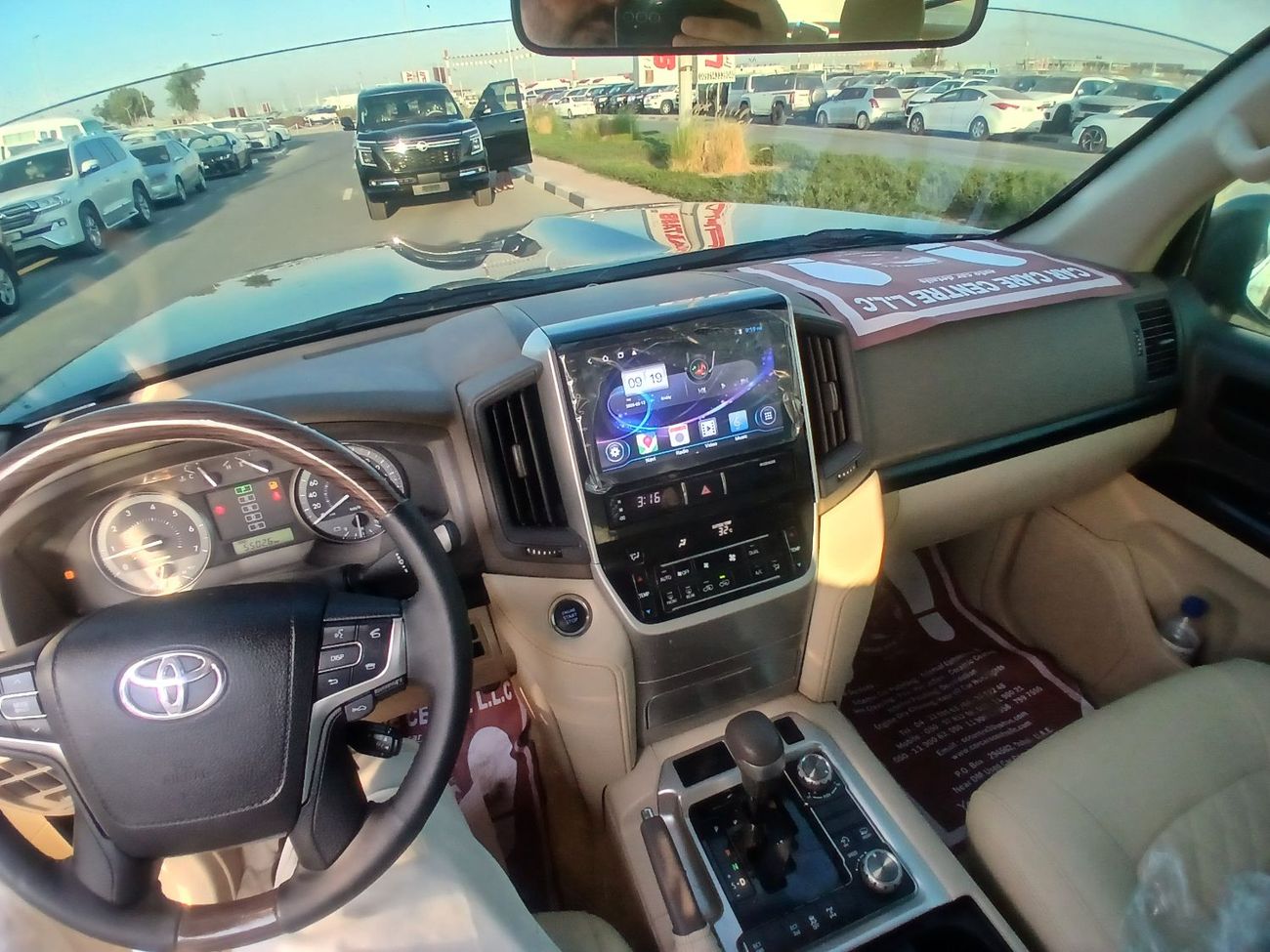 تويوتا لاند كروزر Toyota landcruise 2019Model 4.0 v6 petrol Engine Colour Black push start Transmission Automatic Inte