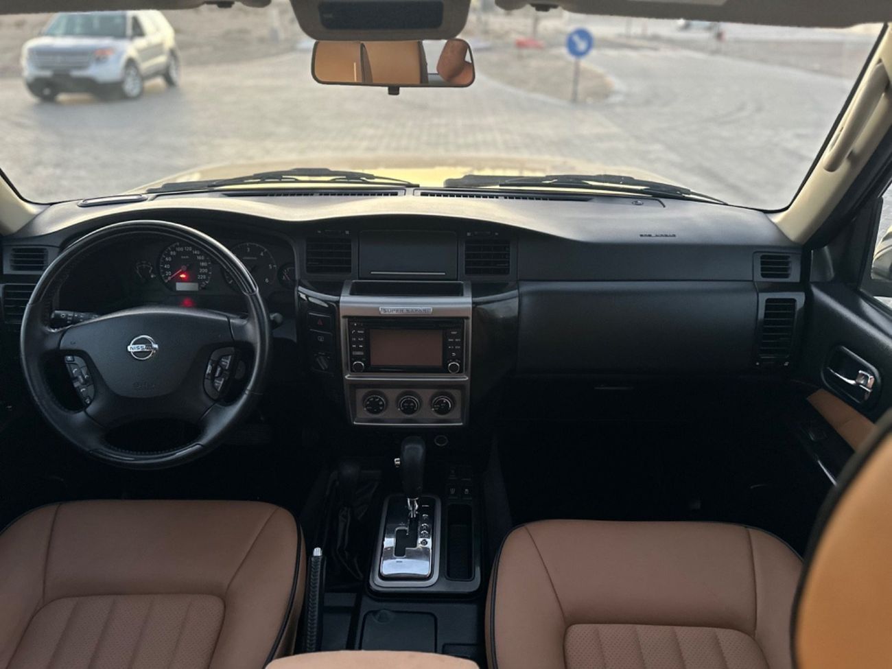 Nissan Patrol Super Safari MODEL 2019 GCC CAR PERFECT CONDITION INSIDE AND OUTSIDE FULL OPTION SUN ROO