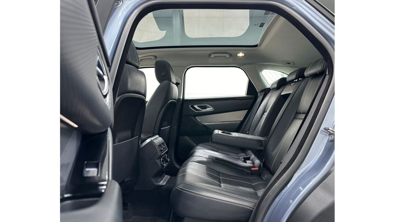 لاند روفر رينج روفر فيلار 2019 Range Rover Velar P250 S, Dec 2024 Range Rover Warranty, Full Range Rover Service History, GCC