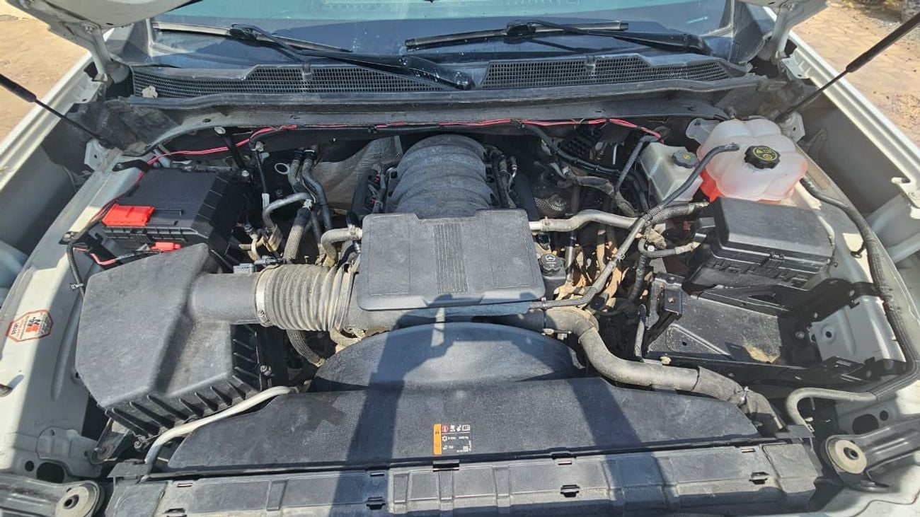 شيفروليه سيلفارادو HD 2500, 6.6L Gasoline