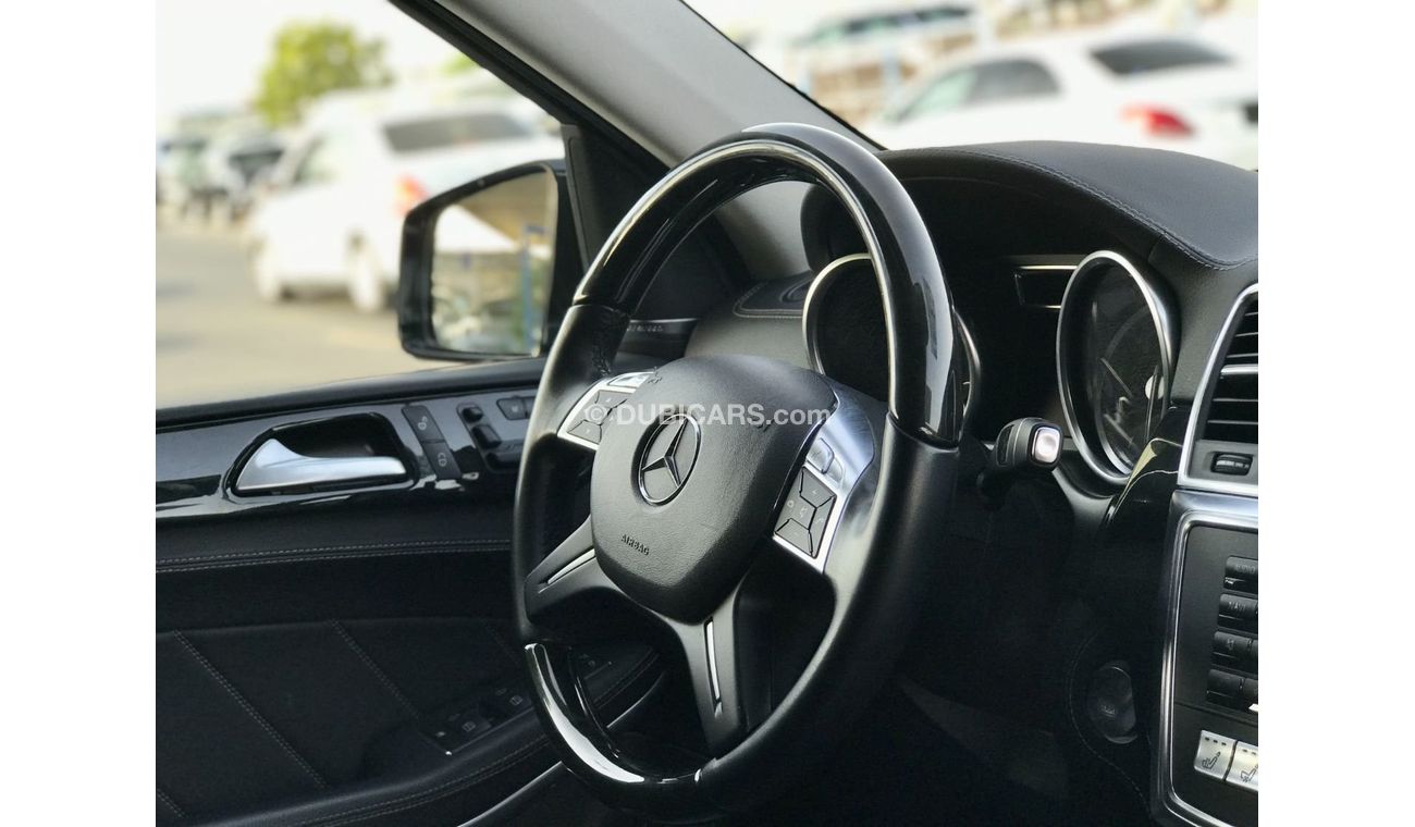 Mercedes-Benz GL 550