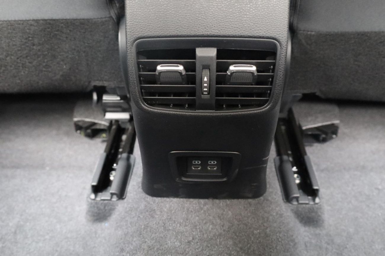 Toyota Corolla toyota corolla elite 1.8L hybrid full option