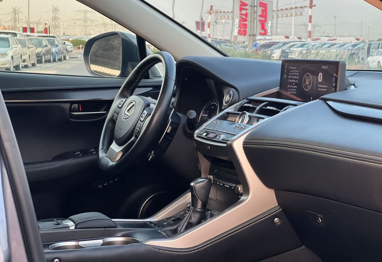 لكزس NX 300 2019 Lexus NX 300h Hybrid  Full Option - 2.5L V4 - Rear Camera & Sensor - Sunroof - Leather Seat