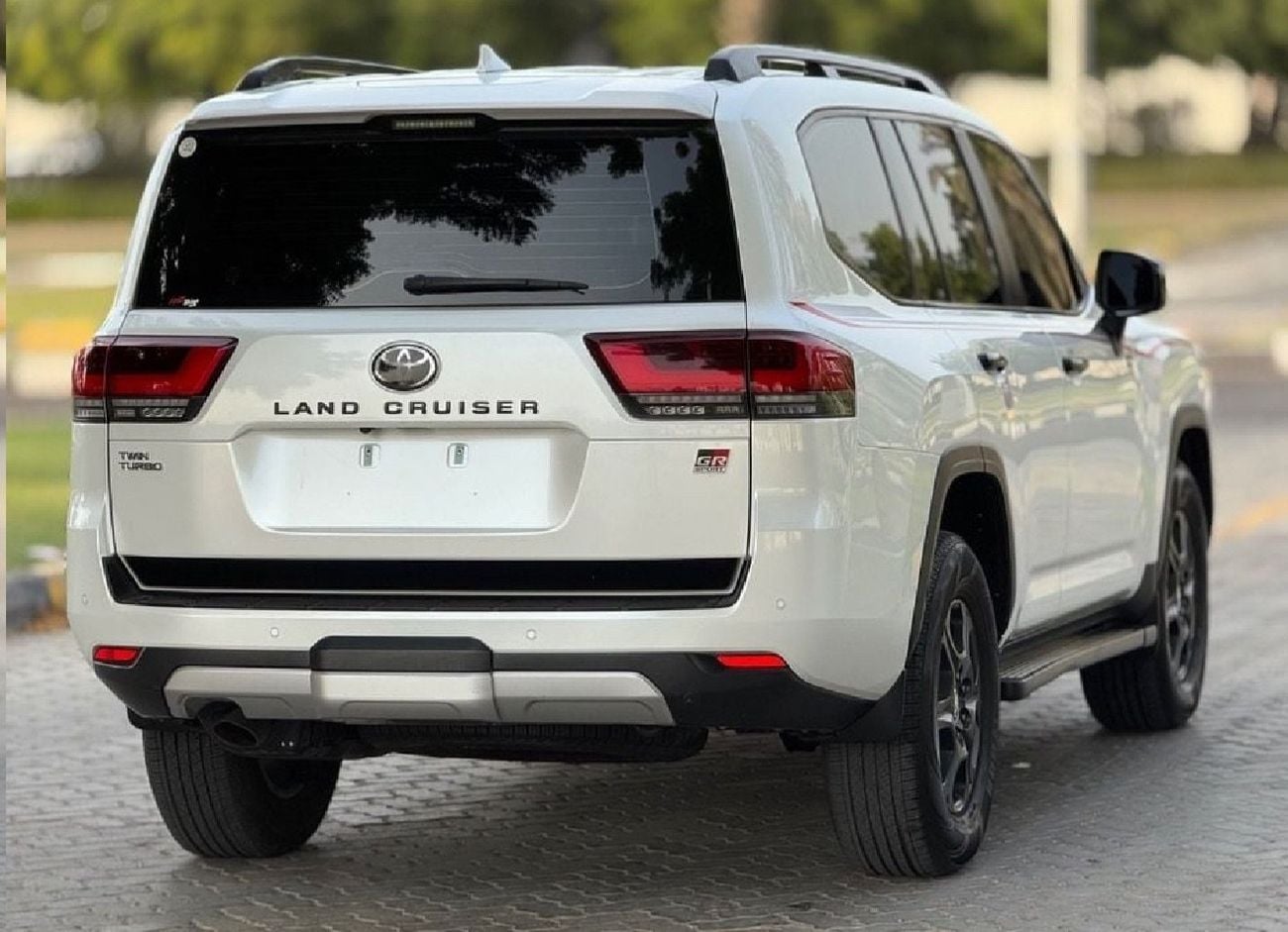 Toyota Land Cruiser GR SPORTS 2024 MODEL Full Option Top Of The Range