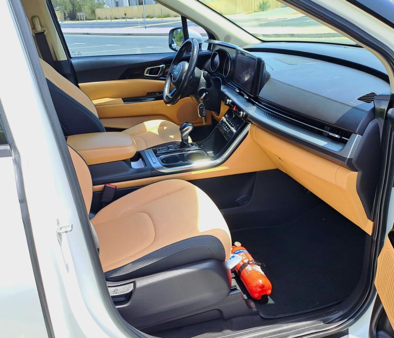 Kia Carnival GDI EX 3.5L 2022 3.5L GCC (1330/-MONTHLY)