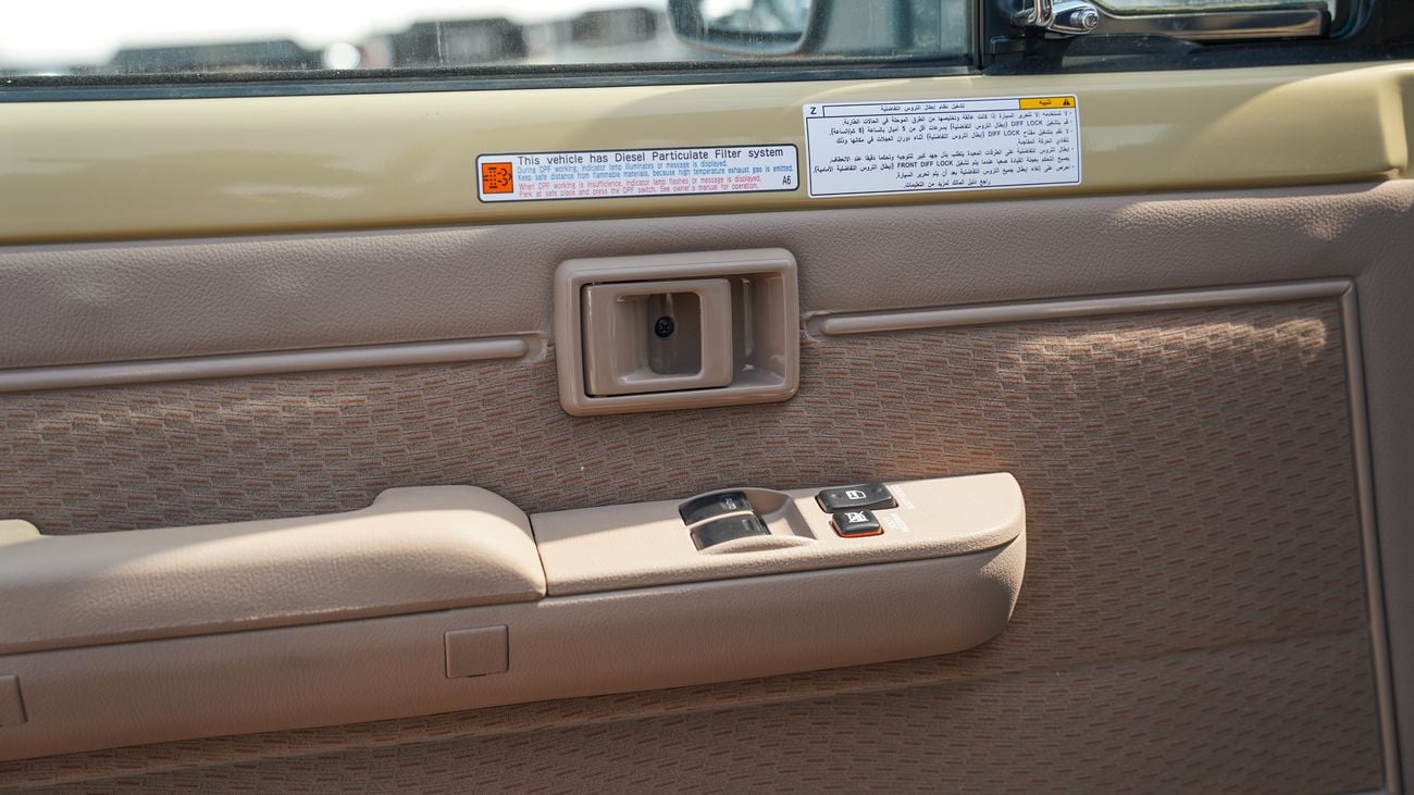 Toyota Land Cruiser Pick Up