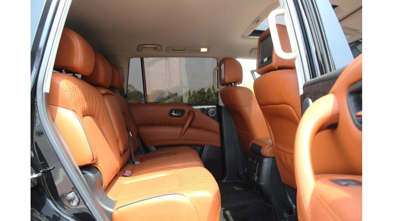 Nissan Patrol LE Platinum City GCC SPECS UNDER AGENCY  UNLIMITED KM WARRANTY