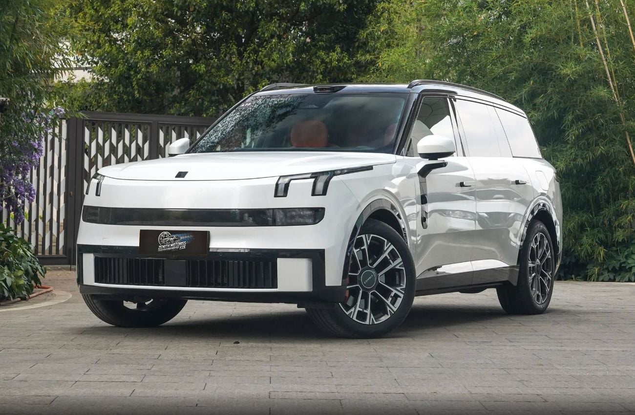 لينك أند كو 900 2.0T Ultra