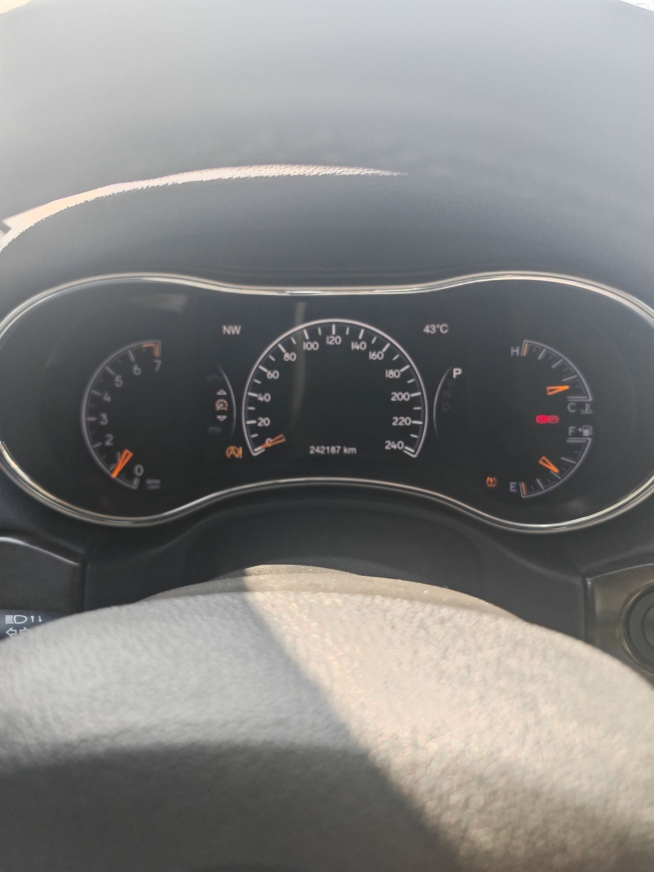 Jeep Grand Cherokee جيب غراند شيروكي