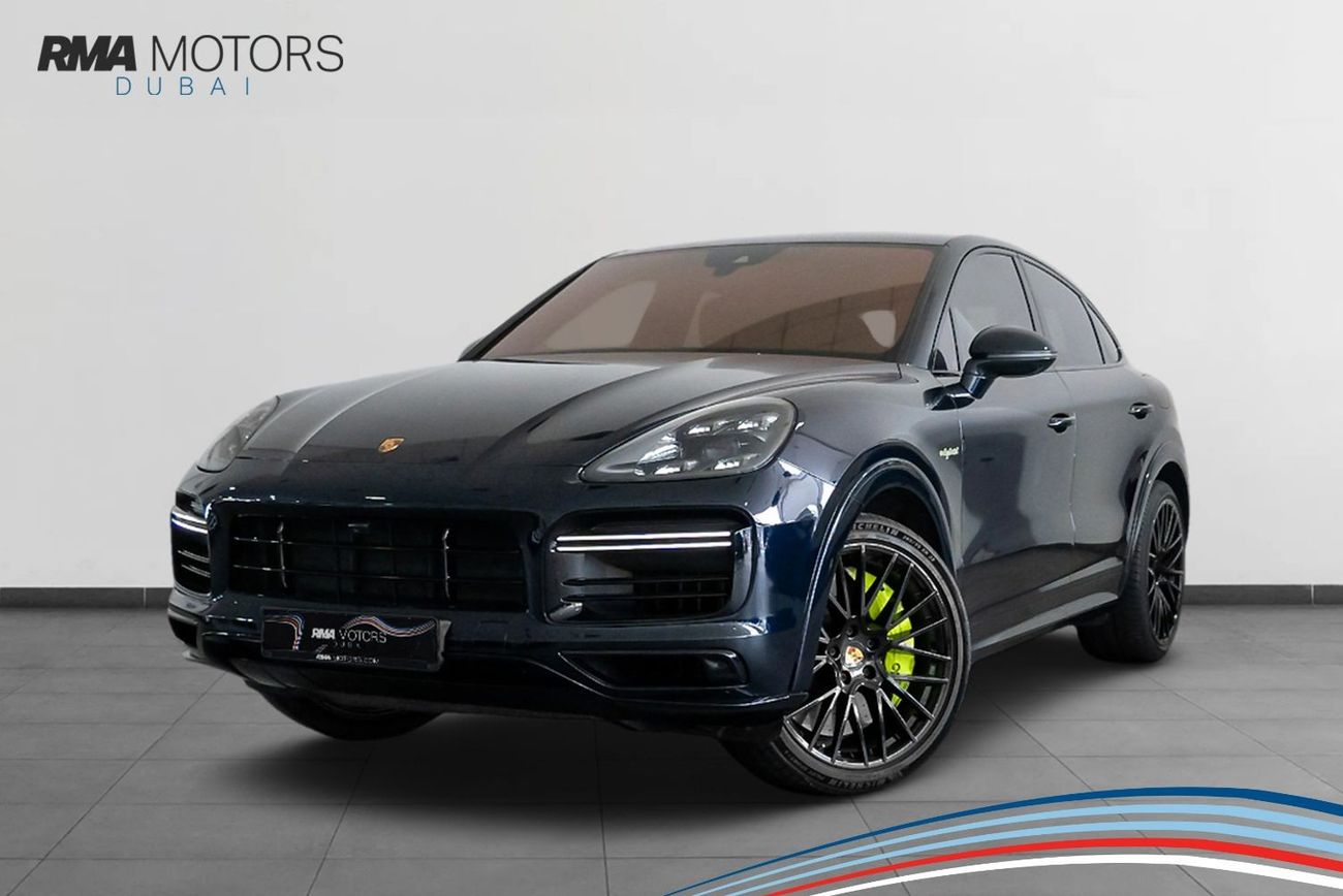Porsche Cayenne 2020 Porsche Cayenne Coupe Turbo S E Hybrid / Porsche Warranty