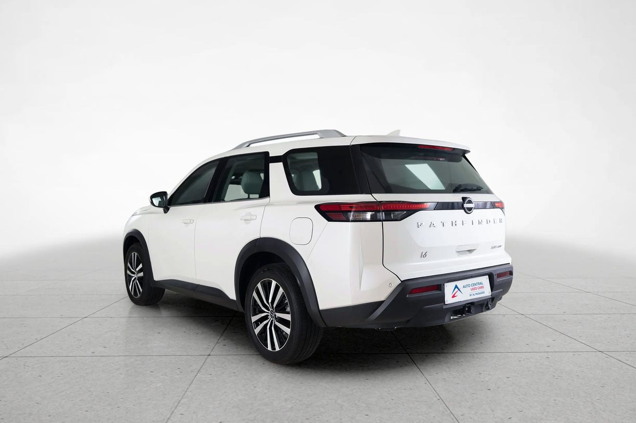 Nissan Pathfinder SV 3.5L AWD (7 Seater) SV 3.5