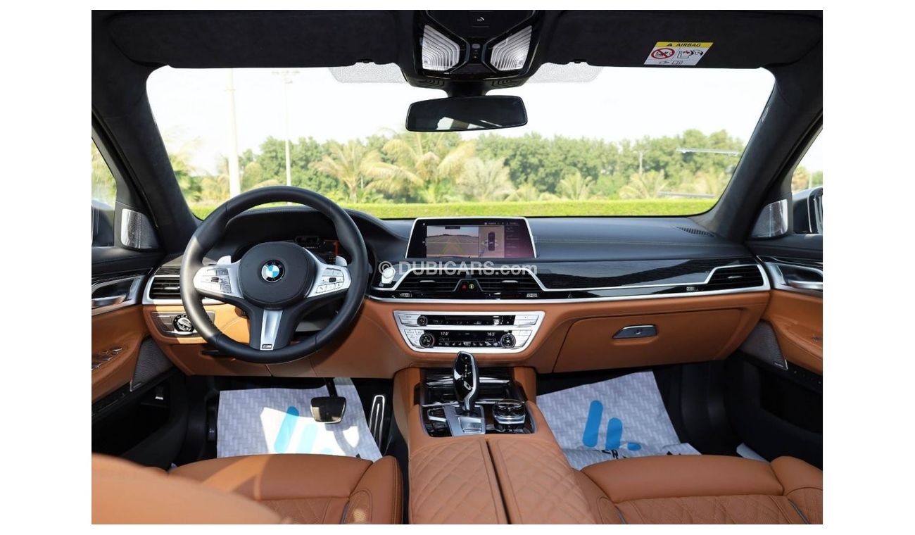 بي أم دبليو M760Li Li Xdrive | V12 6.6L AWD | Under Warranty |  GCC