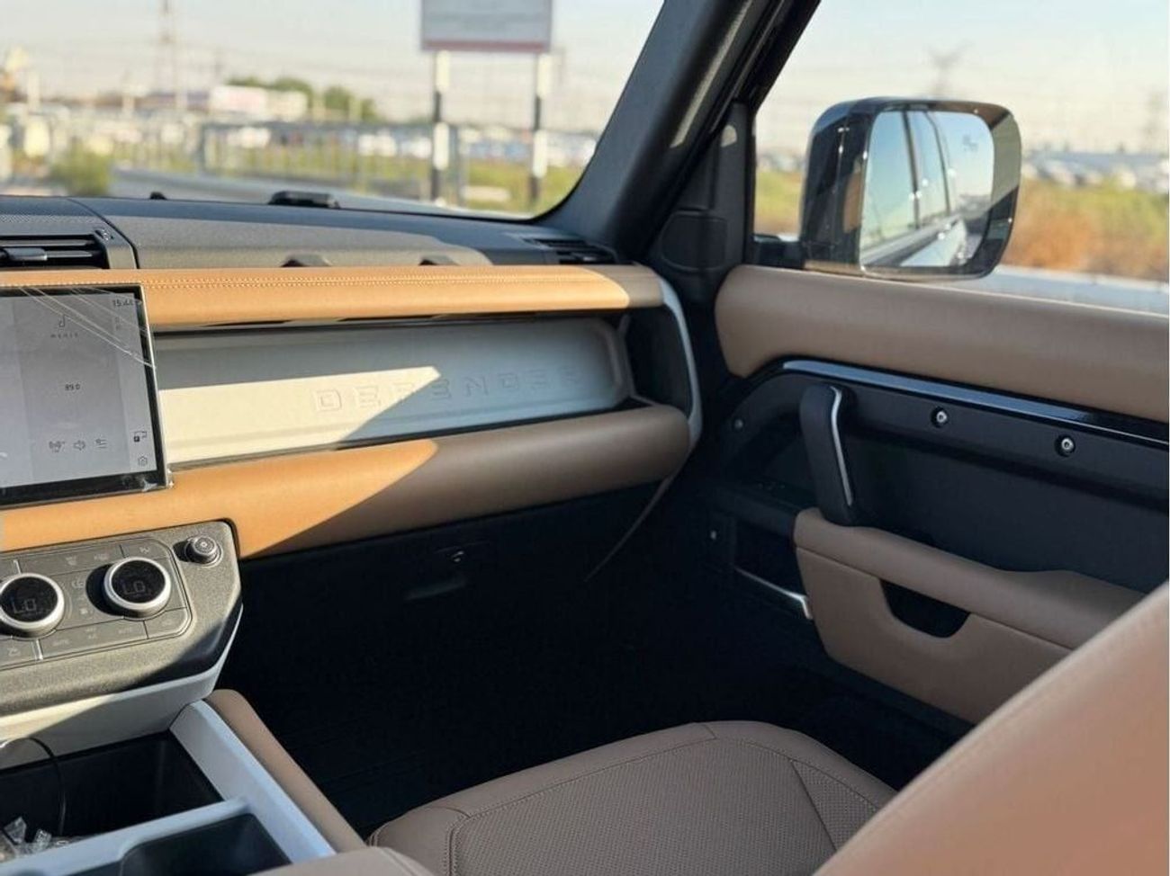 Land Rover Defender LAND ROVER DEFENDER 6 CYLINDER 3.0L 2025