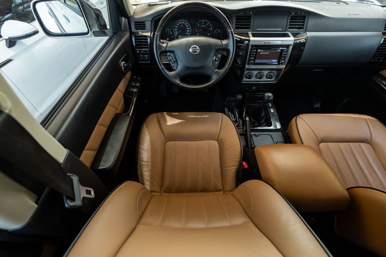 Nissan Patrol Safari Super Safari 4.8L M/T