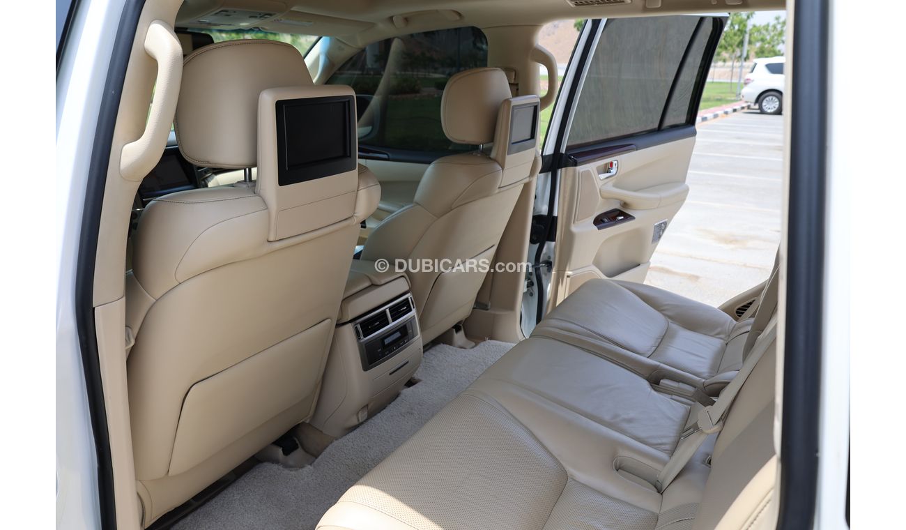 Lexus LX 570 5.7 L