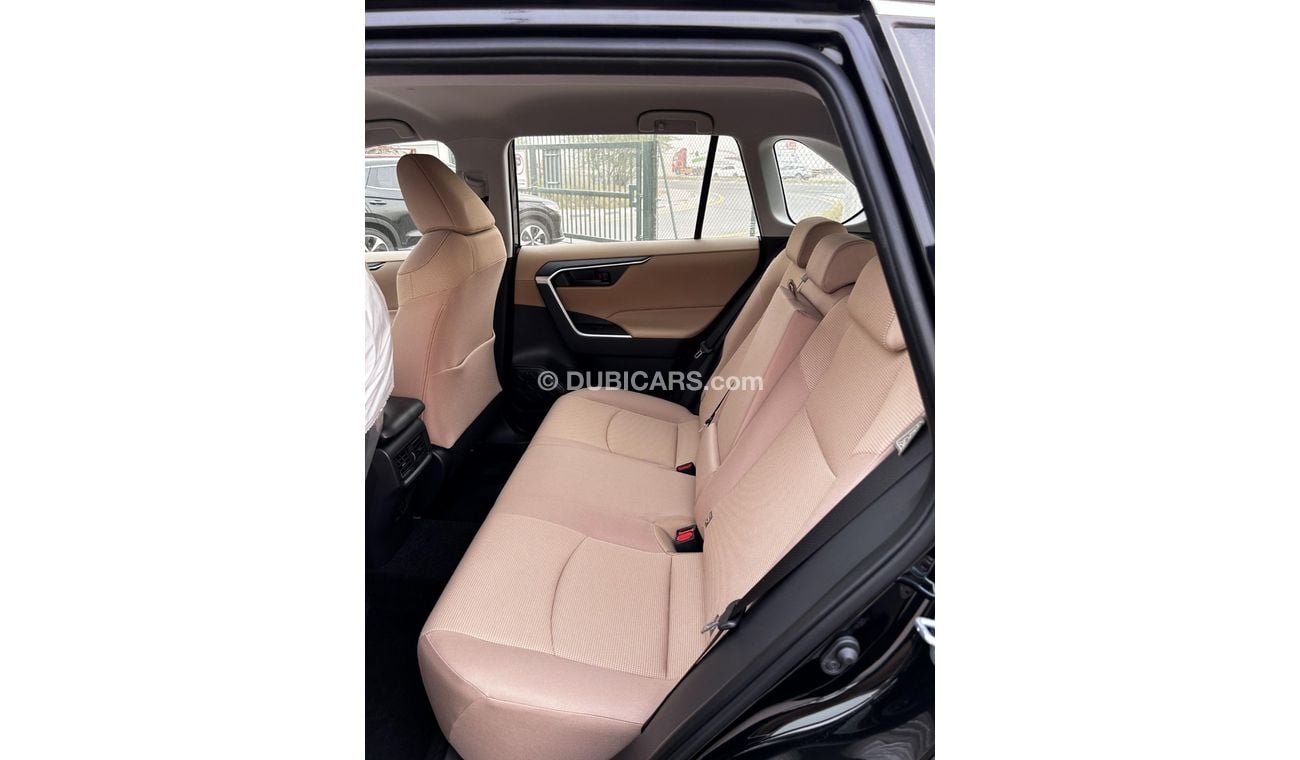 Toyota RAV4 2023 Model Toyota RAV4 LE 2.0L 4-Cyl Petrol A/T 2WD (4x2) (GCC-Spec) Black Color