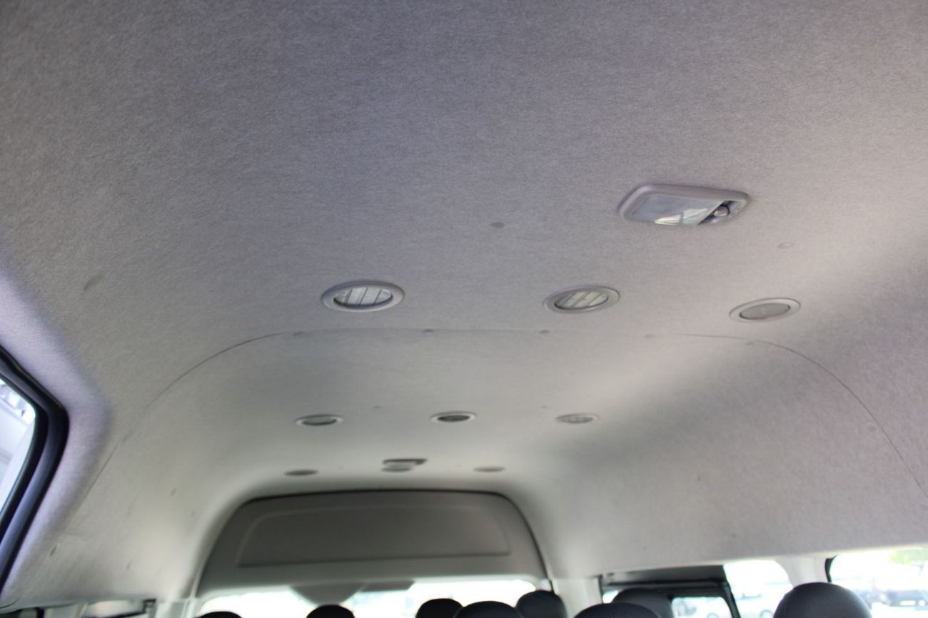 Toyota Hiace TOYOTA HIACE 2.7L PETROL 16 SEATER MINI BUS HIGH ROOF