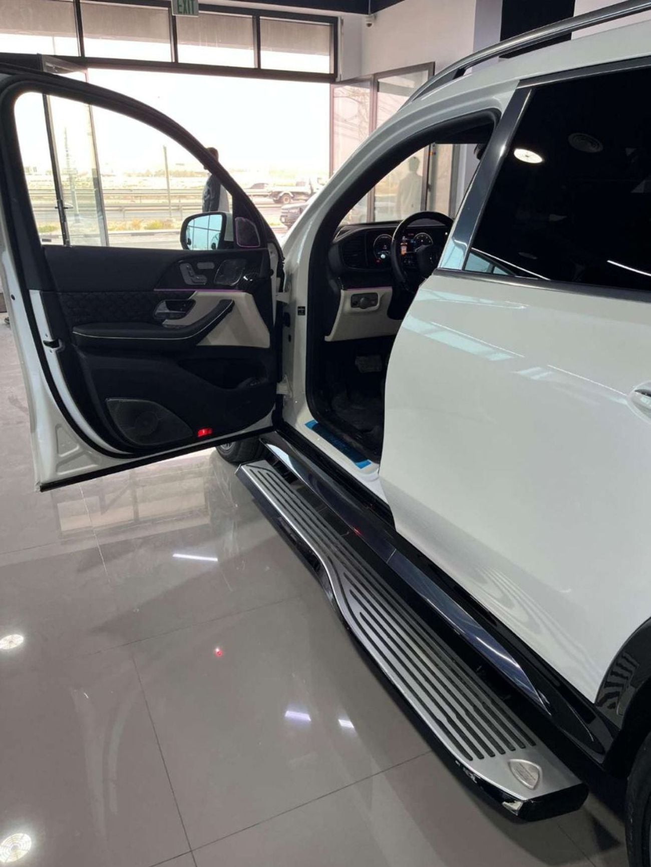 مرسيدس مايباخ gls600 مايباخ