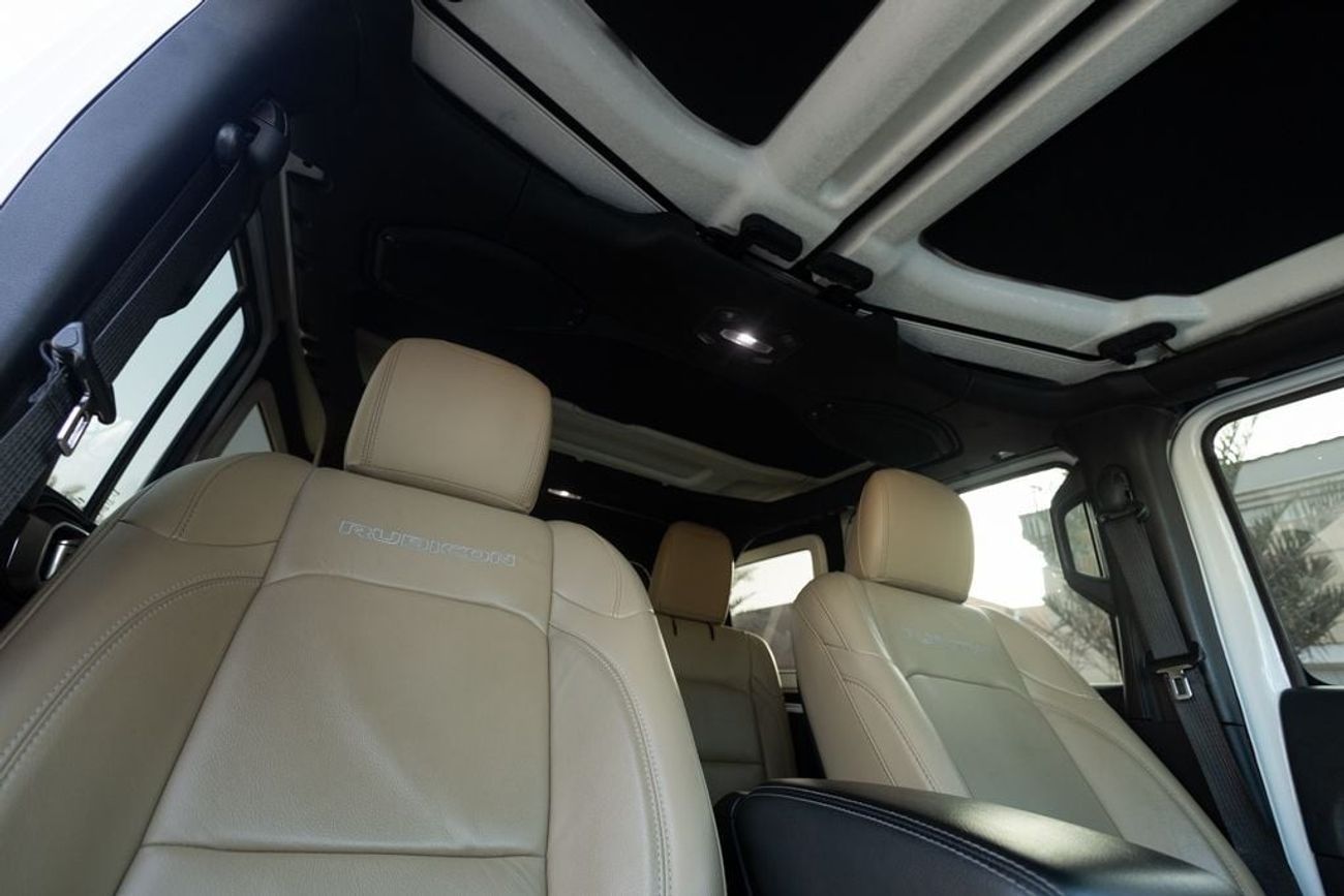 Jeep Wrangler Unlimited Rubicon 3.6L A/T