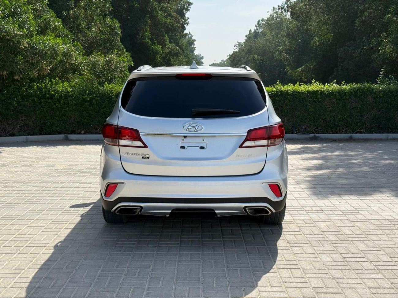 Hyundai Grand Santa Fe