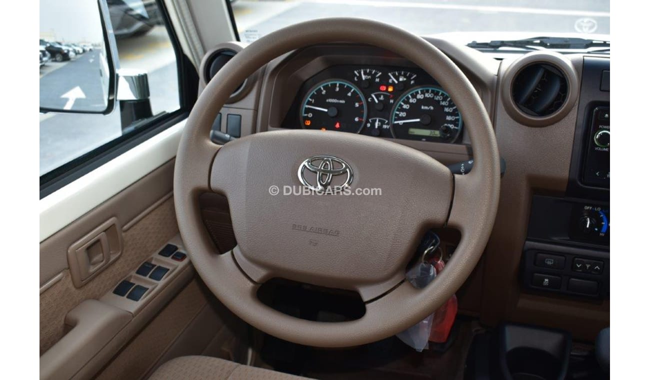 تويوتا لاند كروزر 70 76 Hardtop LX V8 4.5L Turbo Diesel 4wd 6 Seat Manual Transmission