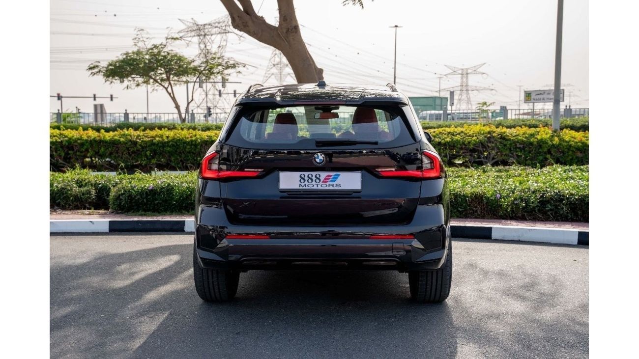 BMW X1 2024 BMW X1 SDRIVE20i Night Packeg Black 1.5L 0KM