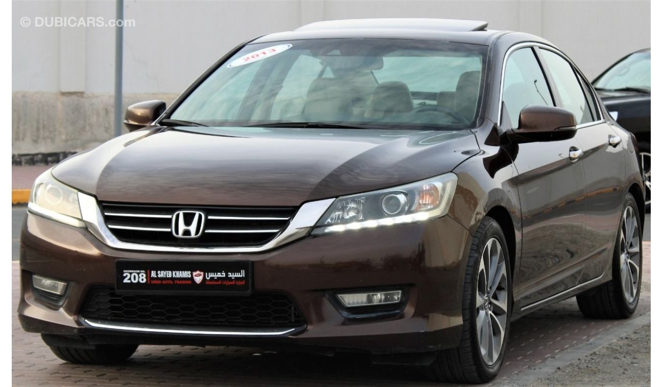 Honda Accord 3.5 L - V6 - FULL OPTION - GCC - ACCIDENTS FREE - FULL OPTION - CAR IS IN PERFECT CONDITION INSIDE O