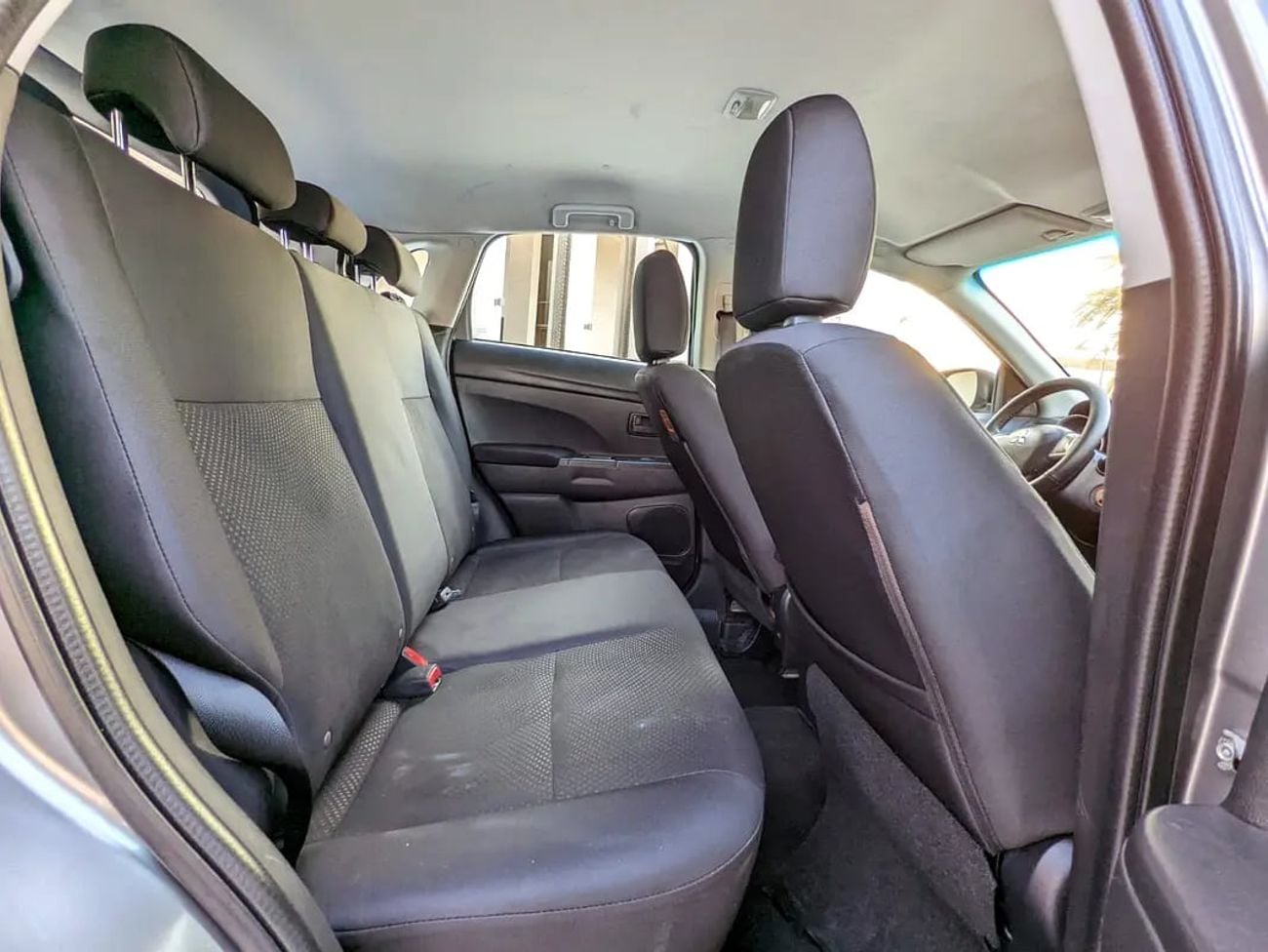 ميتسوبيشي ASX 4 Cylinder Mini SUV Perfect Inside Out GCC With Low KM