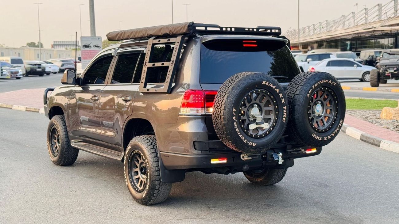 تويوتا لاند كروزر HEAVY OFF-ROAD MODIFIED | AUTOMATIC TRANSMISSION | 4.5L DIESEL ENGINE | 4WD | ROOF TENT & AWNING