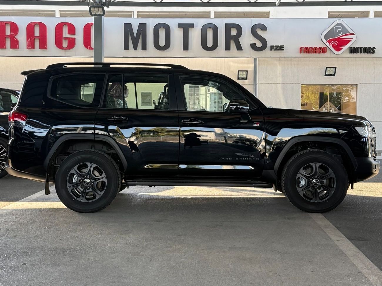 Toyota Land Cruiser 2026 TOYOTA LAND CRUISER GR SPORT 3.5 TWIN TURBO **EXPORT ONLY**التصدير فقط خارج الخليج***