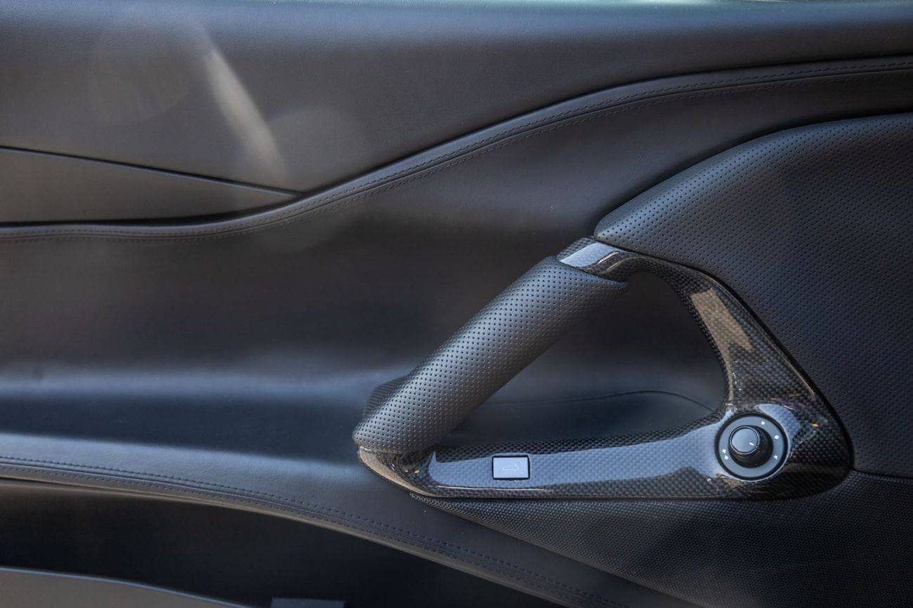 فيراري 812  سوبرفاست