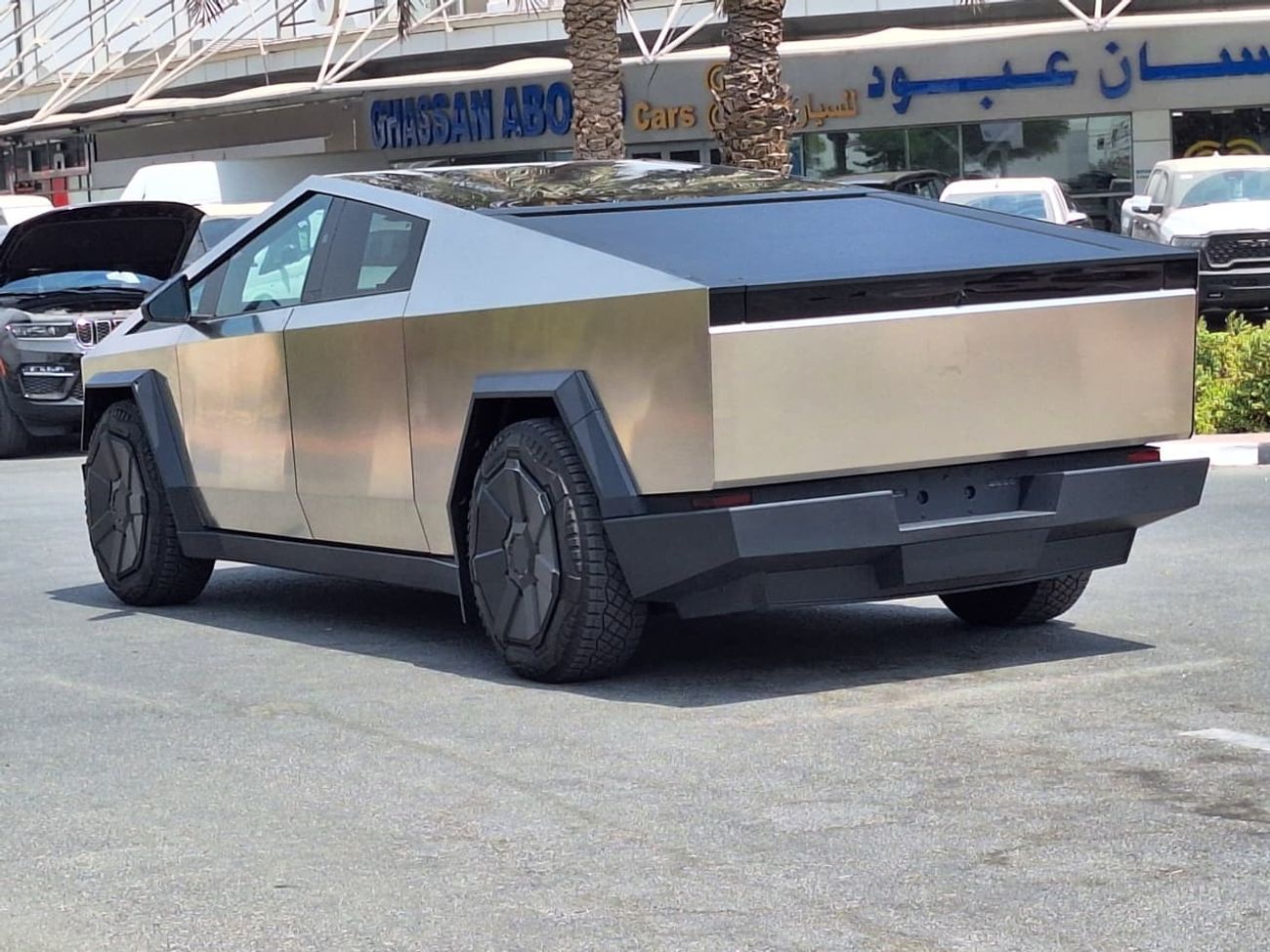 تسلا سايبرتراك Cyberbeast