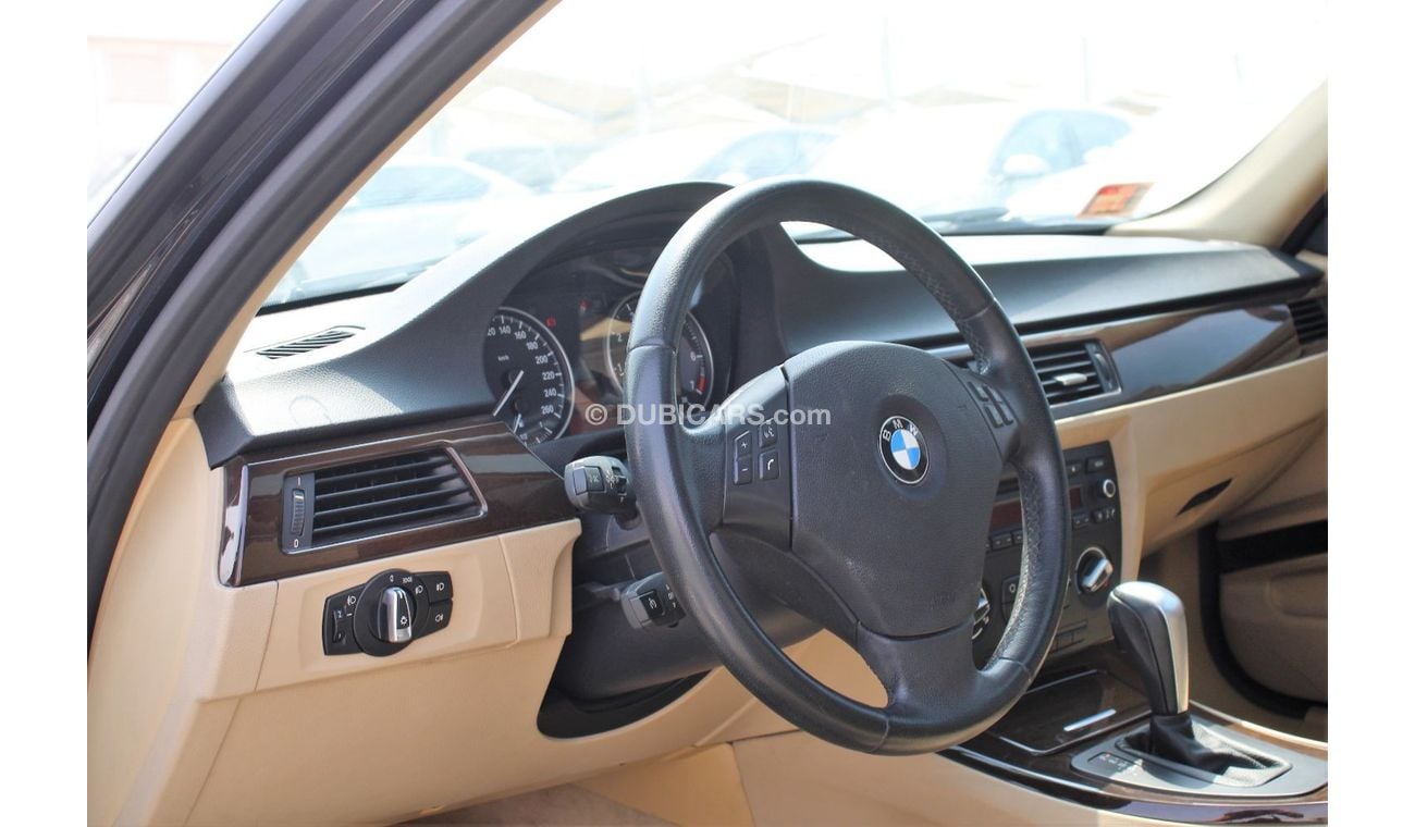 BMW 316i Exclusive ACCIDENTS FREE - GCC - PERFECT CONDITION INSIDE OUT - ENGINE 1600 CC
