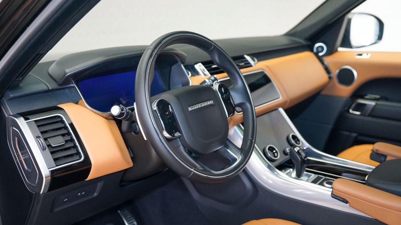 Land Rover Range Rover UAE's Very Best Example | 2 Years Free Servicing | AED 4,360 Per Month