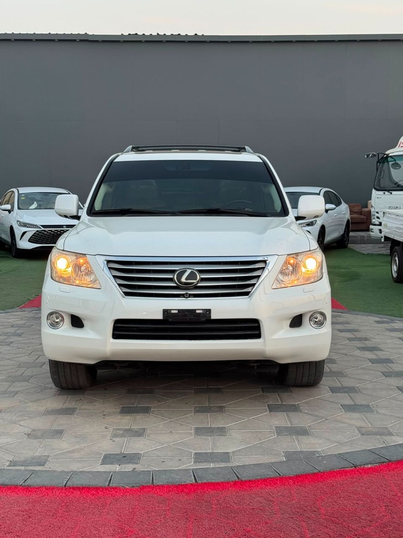 لكزس LX 570 TOP