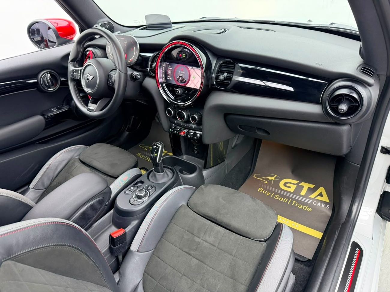 Mini John Cooper Works STANDARD 2022 MINI John Cooper Works, Auto Guard Warranty, Full Agency Service History, GCC Specs.
