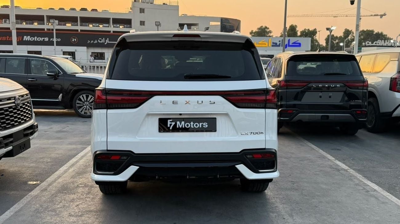 لكزس LX 700h F SPORT