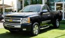 Chevrolet Silverado Gulf Pickup, one door, screen, rings, sensors, fog lights, remote operation, in excellent condition,